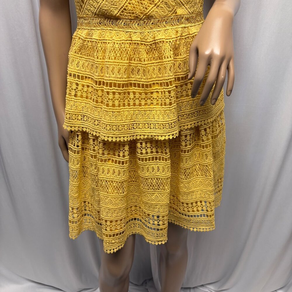 Miami Yellow Crochet Lace Tiered Dress Womens Size Medium Sleeveless Summer - Picture 3 of 9